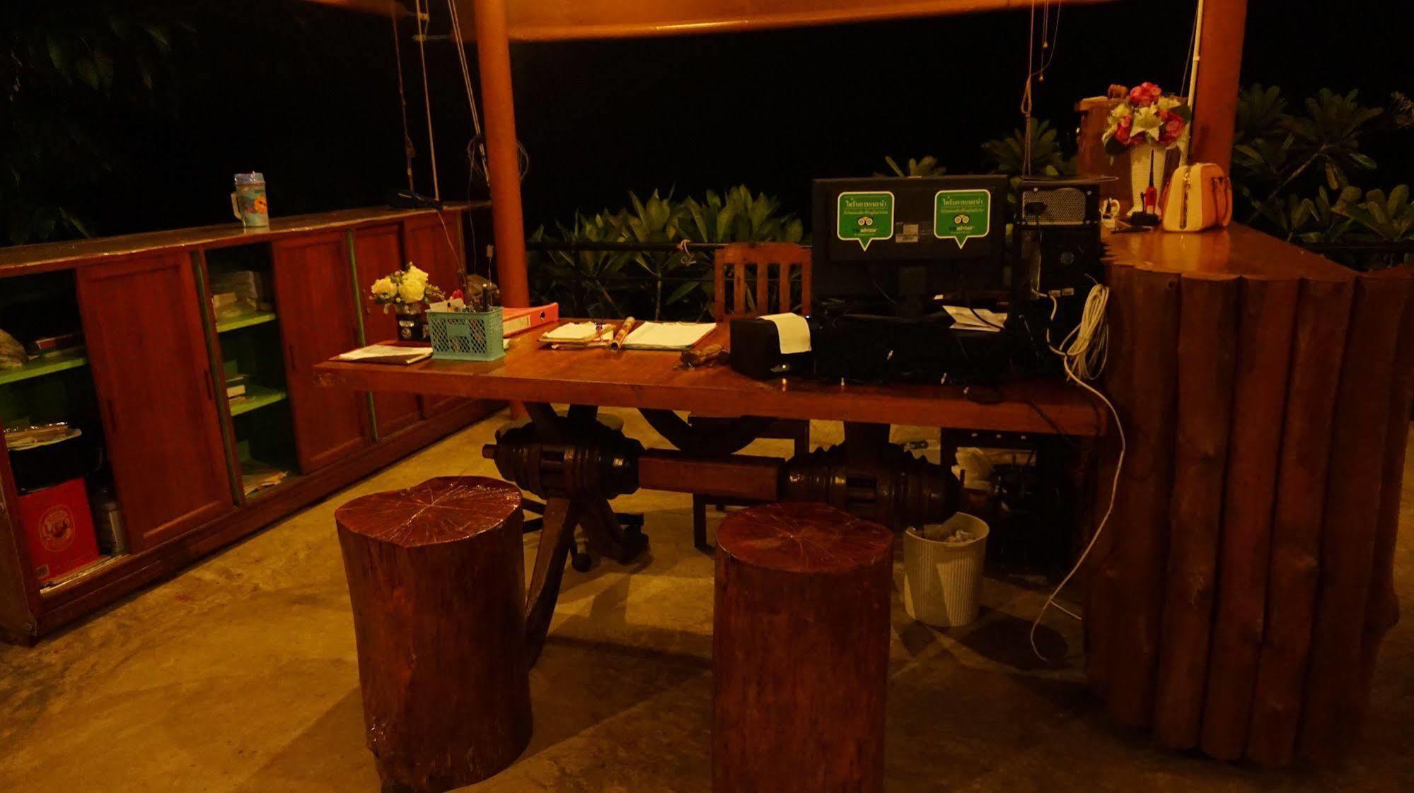 Khun Mai Baan Suan Resort Mae Ai Exterior foto